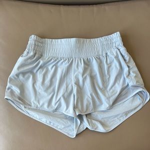 Lululemon Hotty Hot Shorts High Rise 2.5”